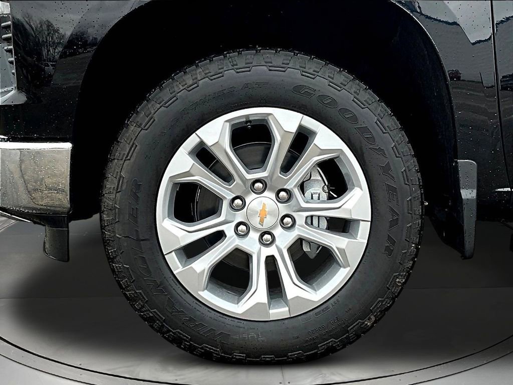 2026 Chevrolet Silverado 1500 LTZ - Photo 15