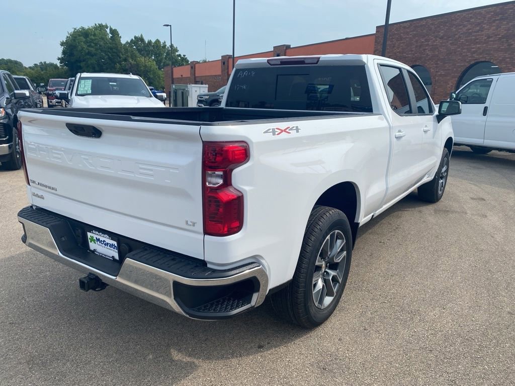2026 Chevrolet Silverado 1500 LT photo 3