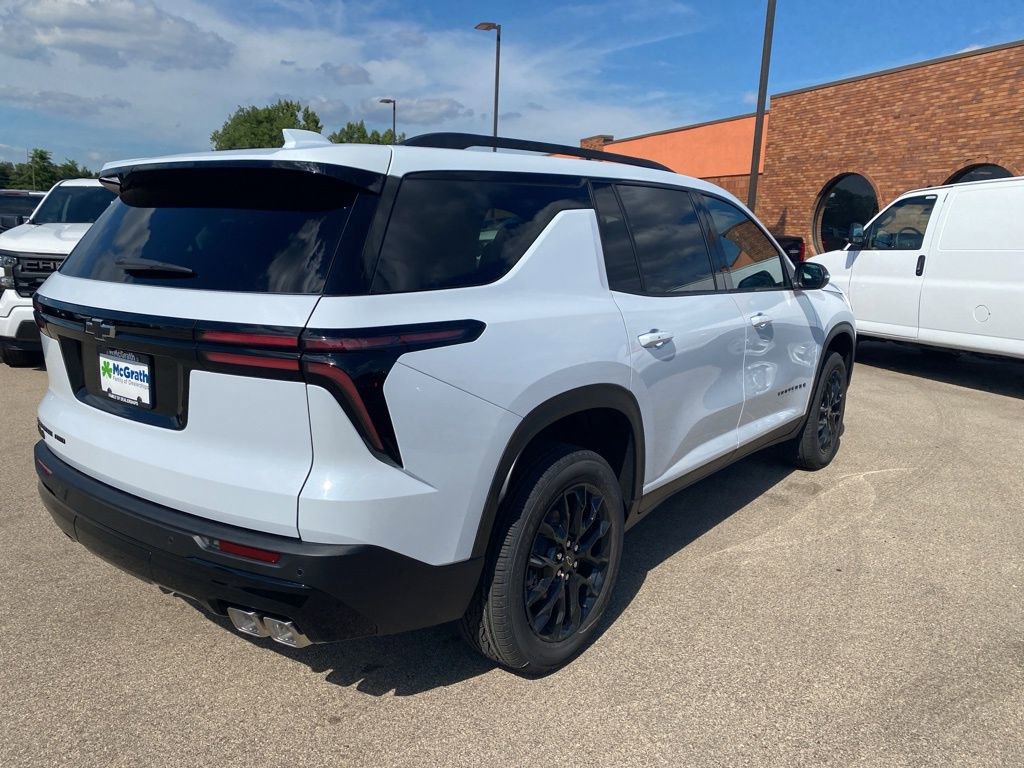 2026 Chevrolet Traverse photo 3