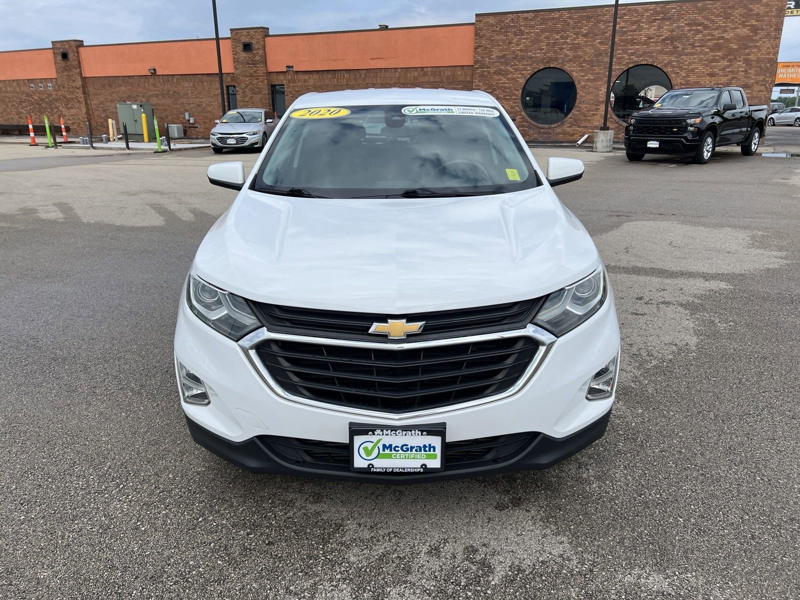 Used 2020 Chevrolet Equinox LT with VIN 2GNAXJEV7L6160969 for sale in Dubuque, IA