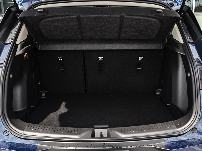 2020 Buick Encore GX Rear Cargo Storage