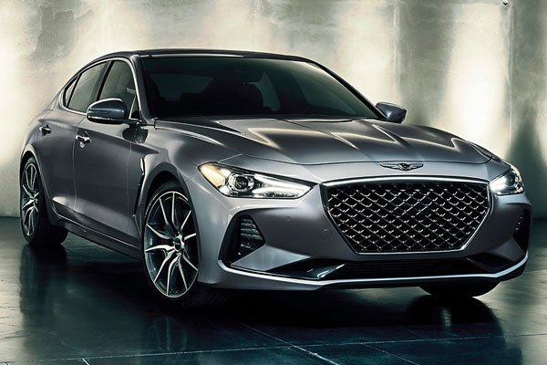 2020 Silver G70 parked exterior