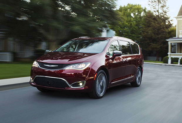 2017 Chrysler Pacifica Exterior