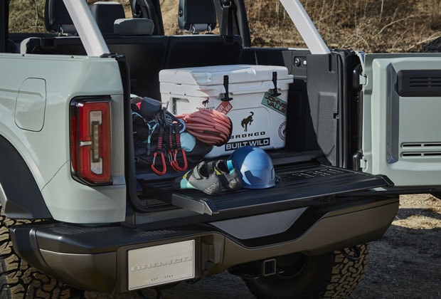 2021 Bronco Slide out Tailgate