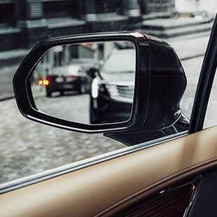 2017 Cadillac XT5 Side Blind Zone Alert Technology Safety