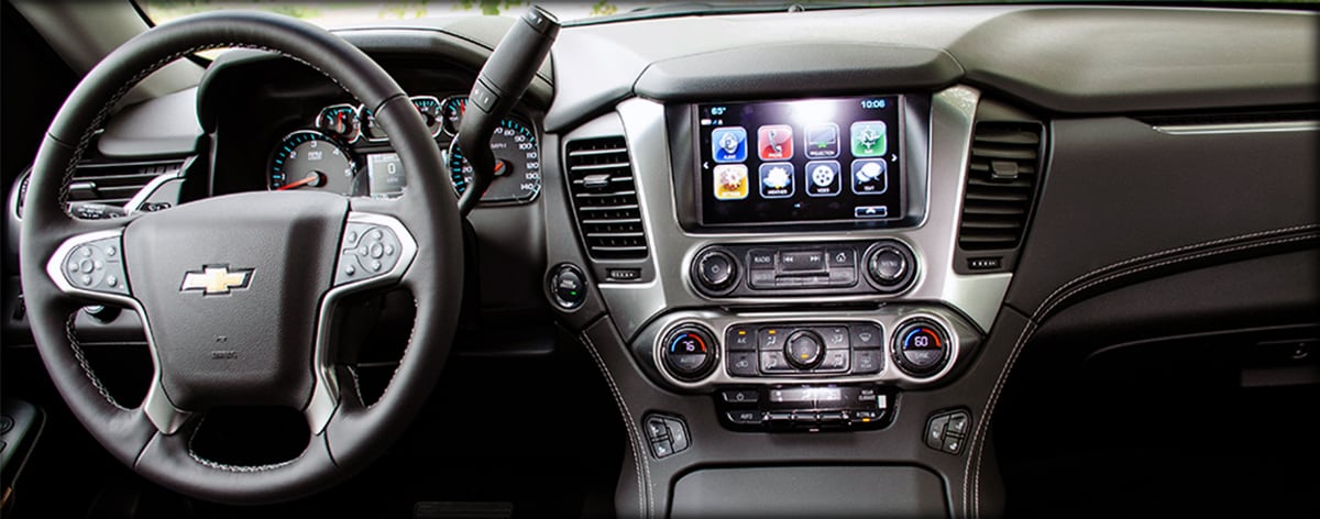 2019 Chevy Tahoe front interior dashboard and infotainment system