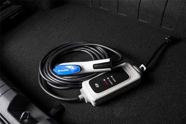 2016 sonata charging ports