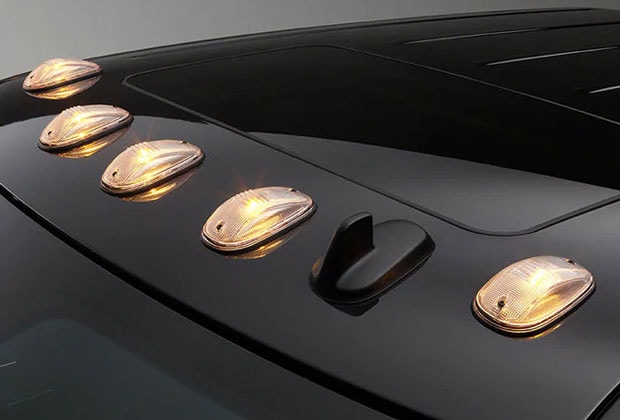 Hood Accent Lights on the Ram