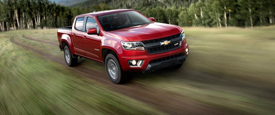 Red 2018 Chevy Colorado Front Angle