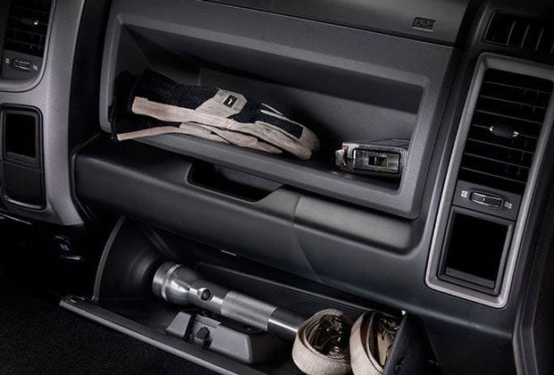 Glove compartment in the ram 2500
