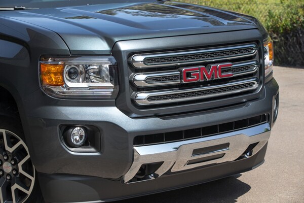 GMC Canyon Iconic front grill
