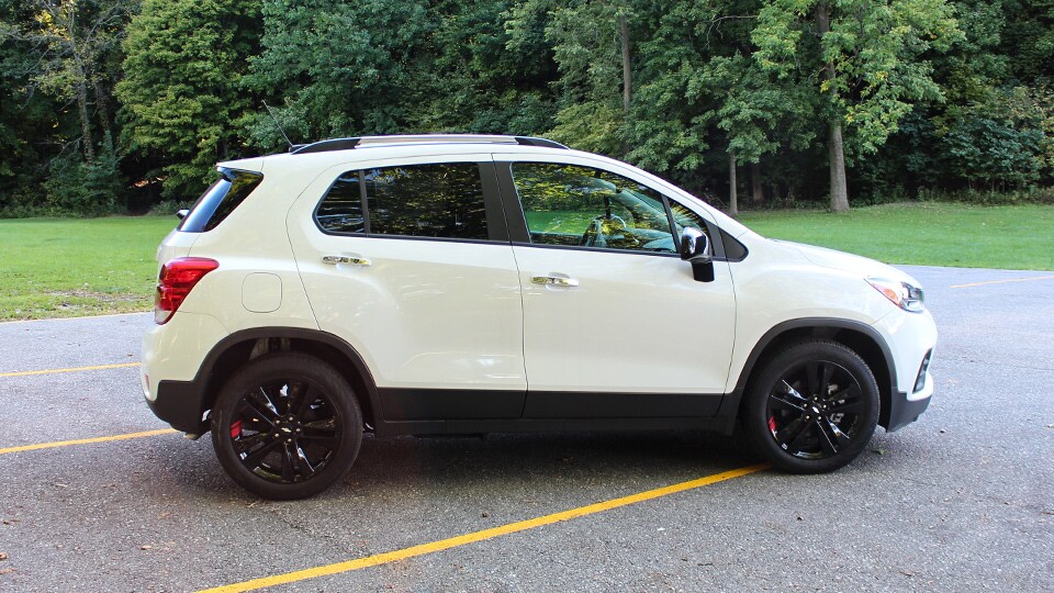 2020 Chevy Trax Body Lines