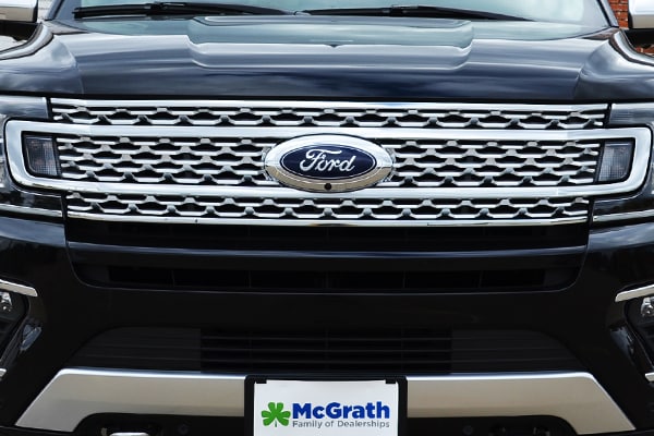 2019 Ford Expedition large chrome grille and badge