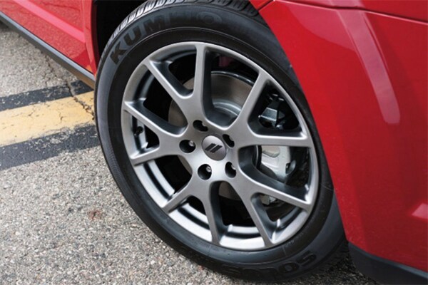 2019 Dodge Journey 19-inch Satin Carbon Cast-Aluminum Wheels Standard on GT