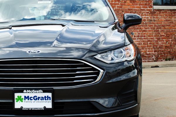 2019 Ford Fusion front grille