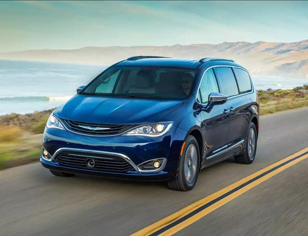 Blue 2018 Chrysler Pacifica L Side View