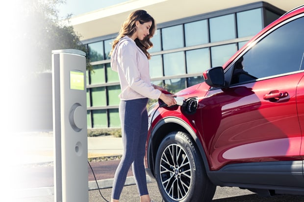 2021 Ford Escape Plud In Hybrid