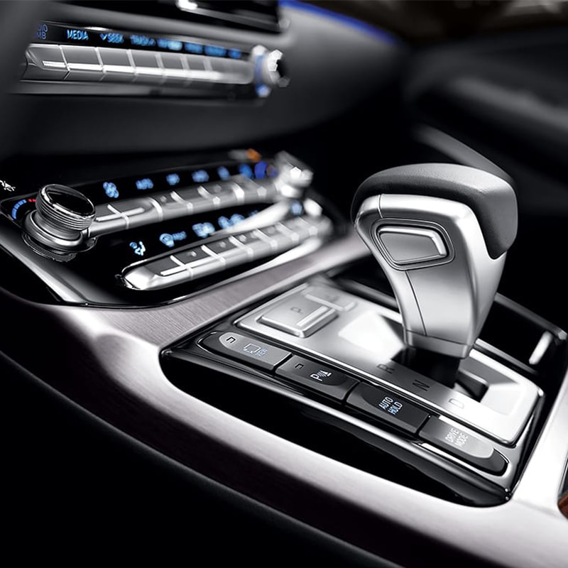 2019 Genesis G90 shifting controls
