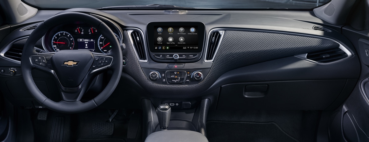 2019 Chevy Malibu front dashboard