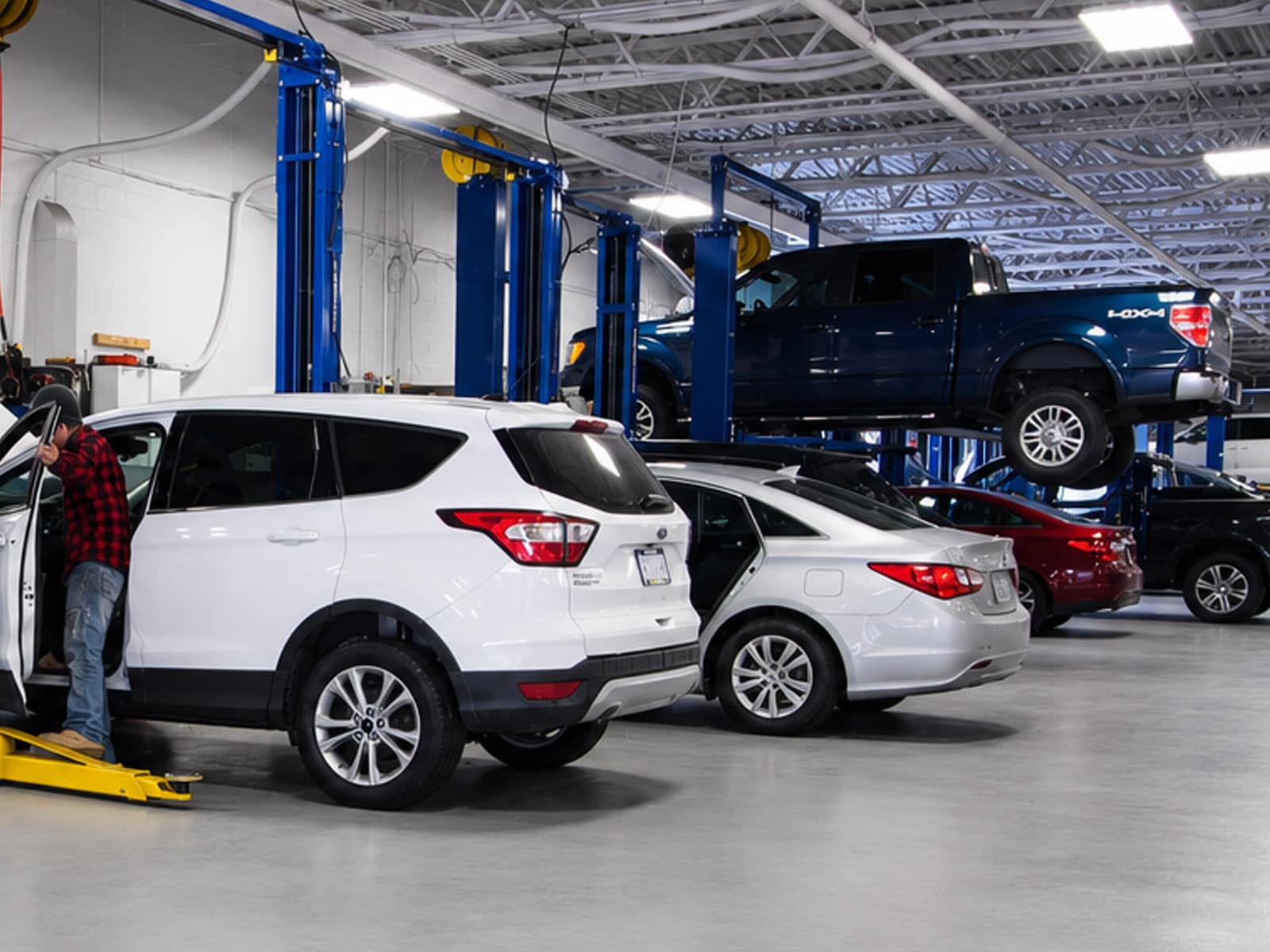 McGrath Ford service center in Hiawatha, Iowa