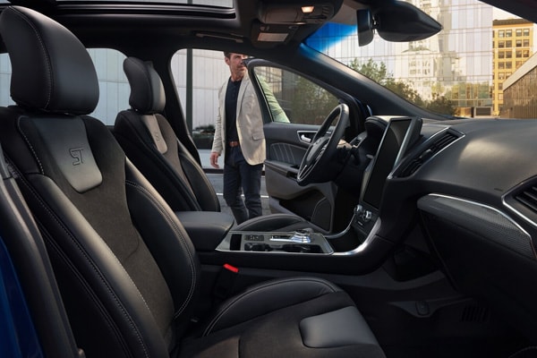 2024 Ford Edge interior seating