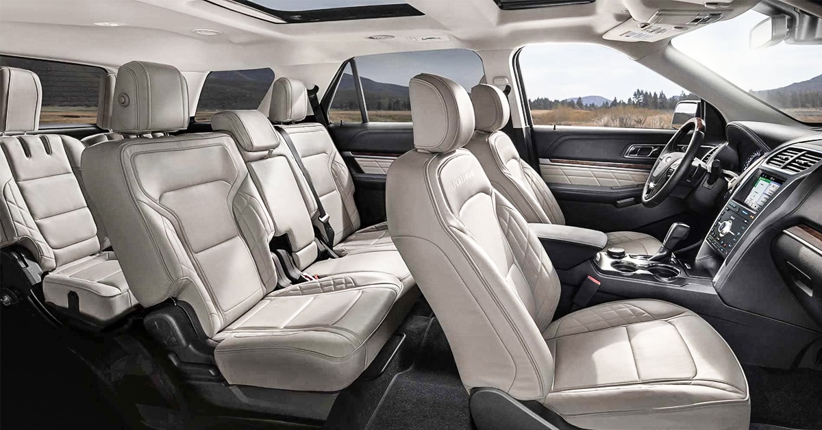 2019 Ford Expedition interior cabin leather seating and front dash