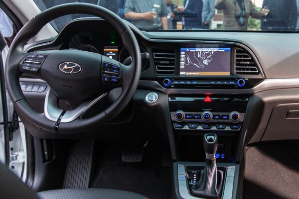 2019 Hyundai Elantra Interior