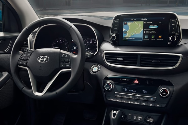 2019 Hyundai Tucson dash with 8-inch infotainment center