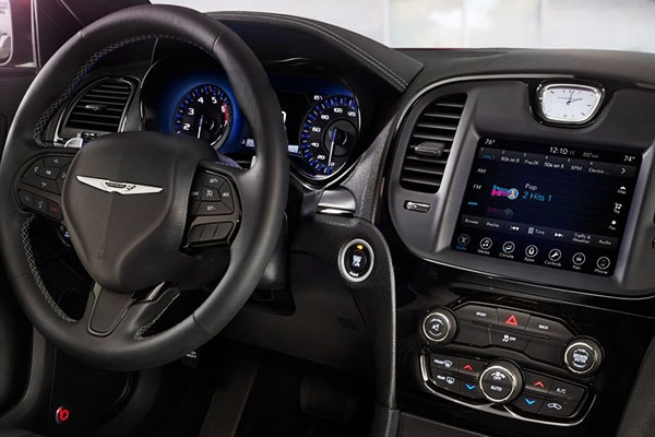 Chrysler 300S interior Uconnect 8.4