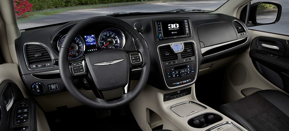 Town & Country Steering Wheel View