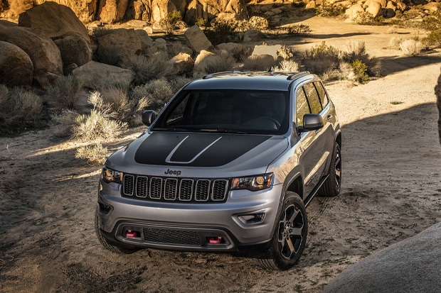 2020 Jeep Grand Cherokee Trailhawk Off Roading