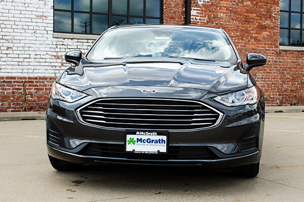 2019 Ford Fusion front grille