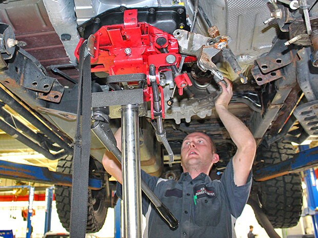 Cedar Rapids Auto Mechanic