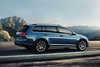 2017 Golf Alltrack in Cedar Rapids