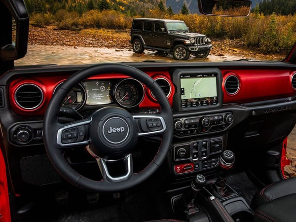 Inside the Wrangler Rubicon