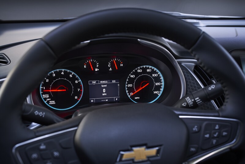 2019 Chevy Malibu steering wheel and front dash speedometer