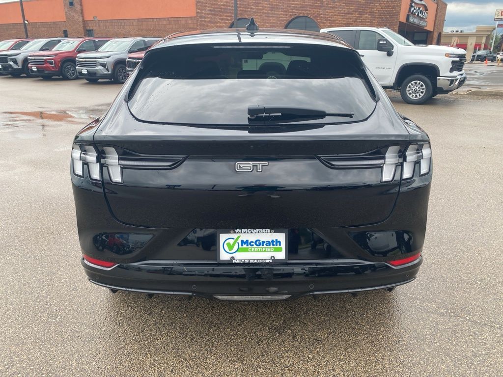 2022 Ford Mustang Mach-E GT photo 4