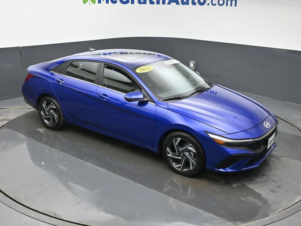 Used 2024 Hyundai Elantra Limited Sedan