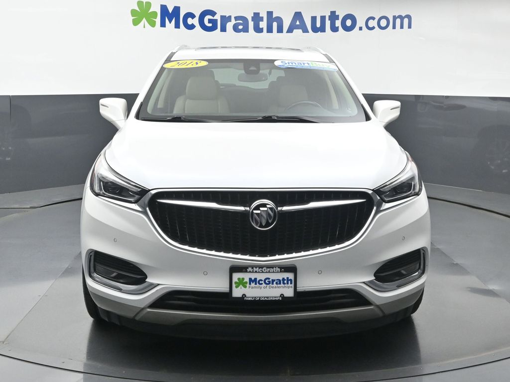 2018 Buick Enclave Premium photo 2