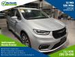 Used 2022 Chrysler Pacifica Hybrid Touring L Minivan/Van