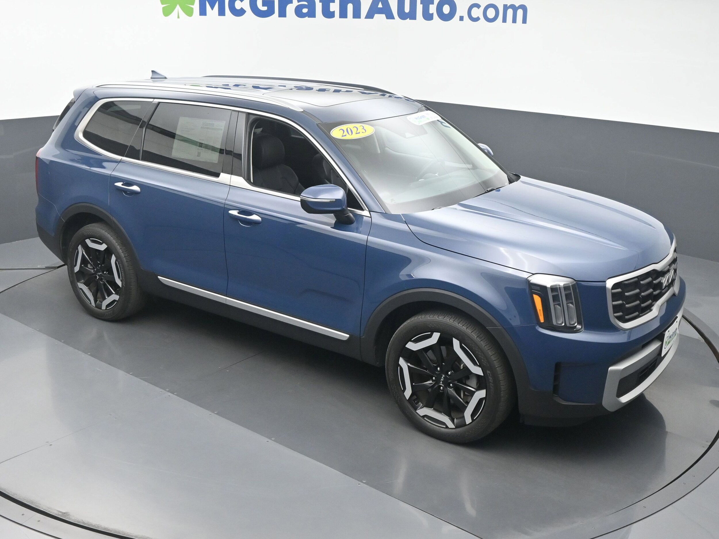 Used 2023 Kia Telluride S with VIN 5XYP6DGC5PG331424 for sale in Hiawatha, IA