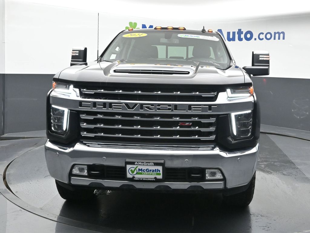 2021 Chevrolet Silverado 2500HD LTZ photo 3