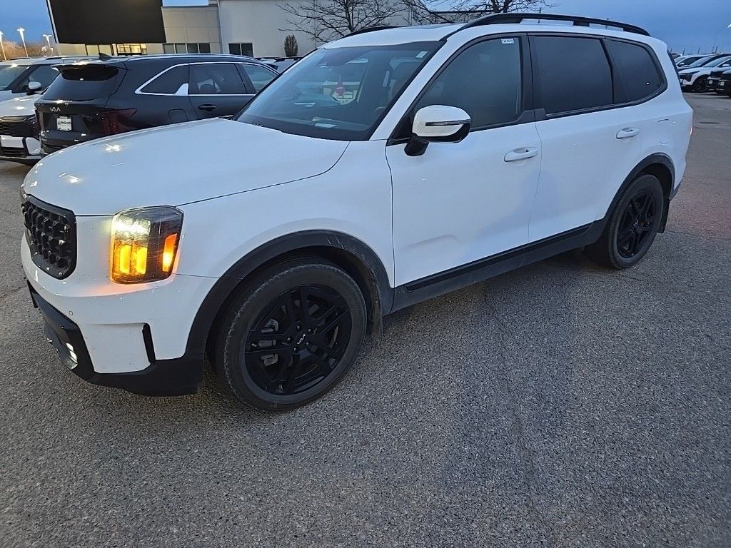 2024 Kia Telluride X-Line photo 3