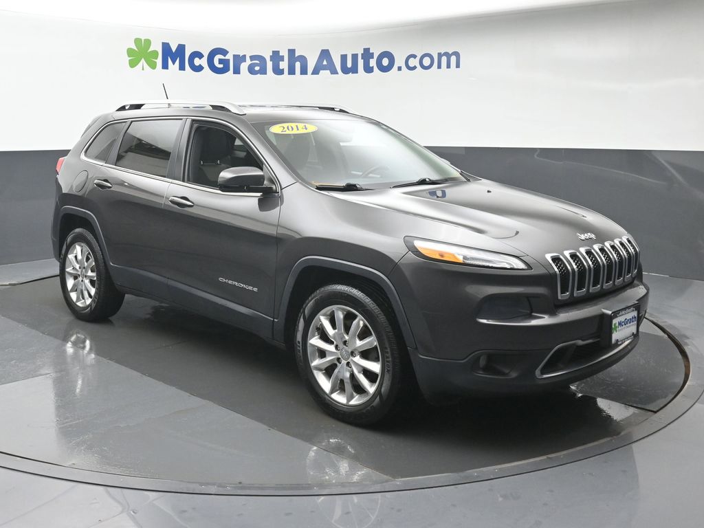 Used 2014 Jeep Cherokee Limited with VIN 1C4PJMDS6EW321771 for sale in Hiawatha, IA
