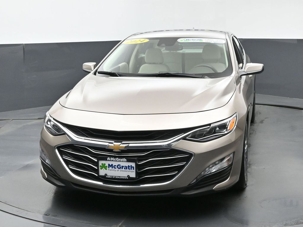 2024 Chevrolet Malibu Premier 2LT photo 4