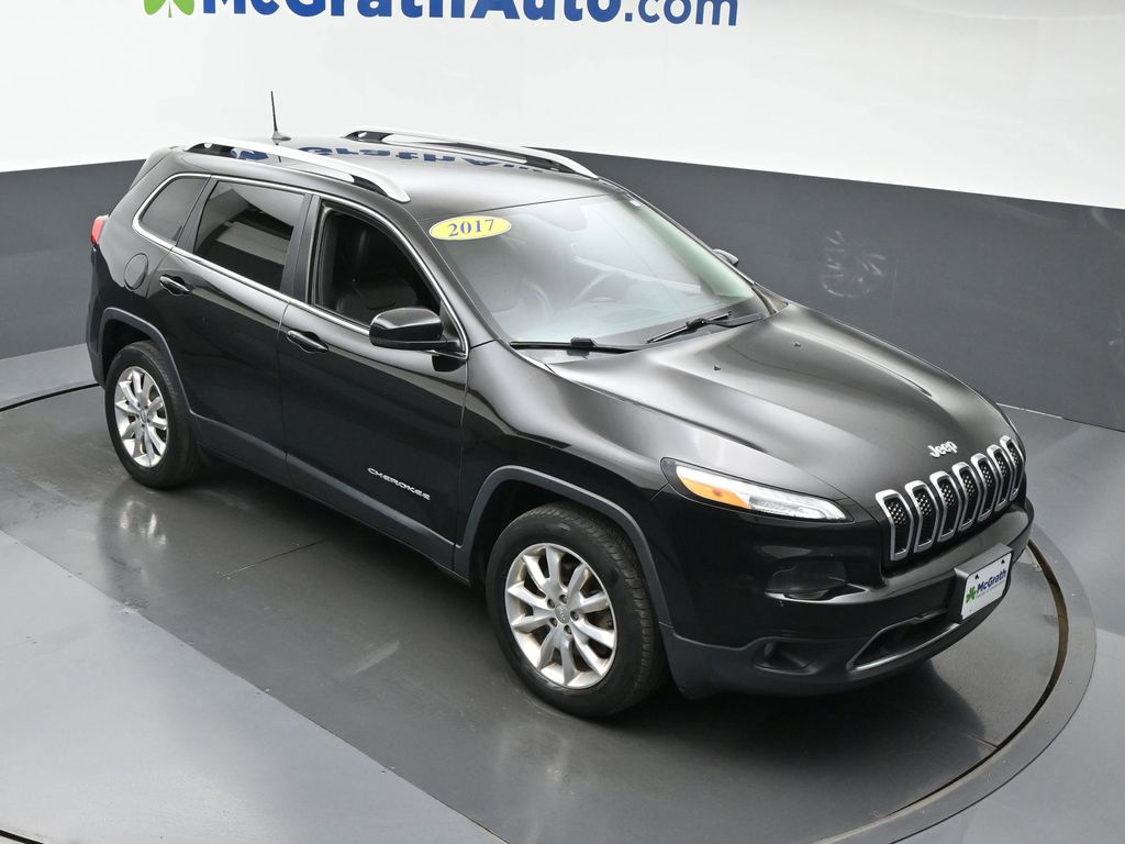 2017 Jeep Cherokee Limited photo 2