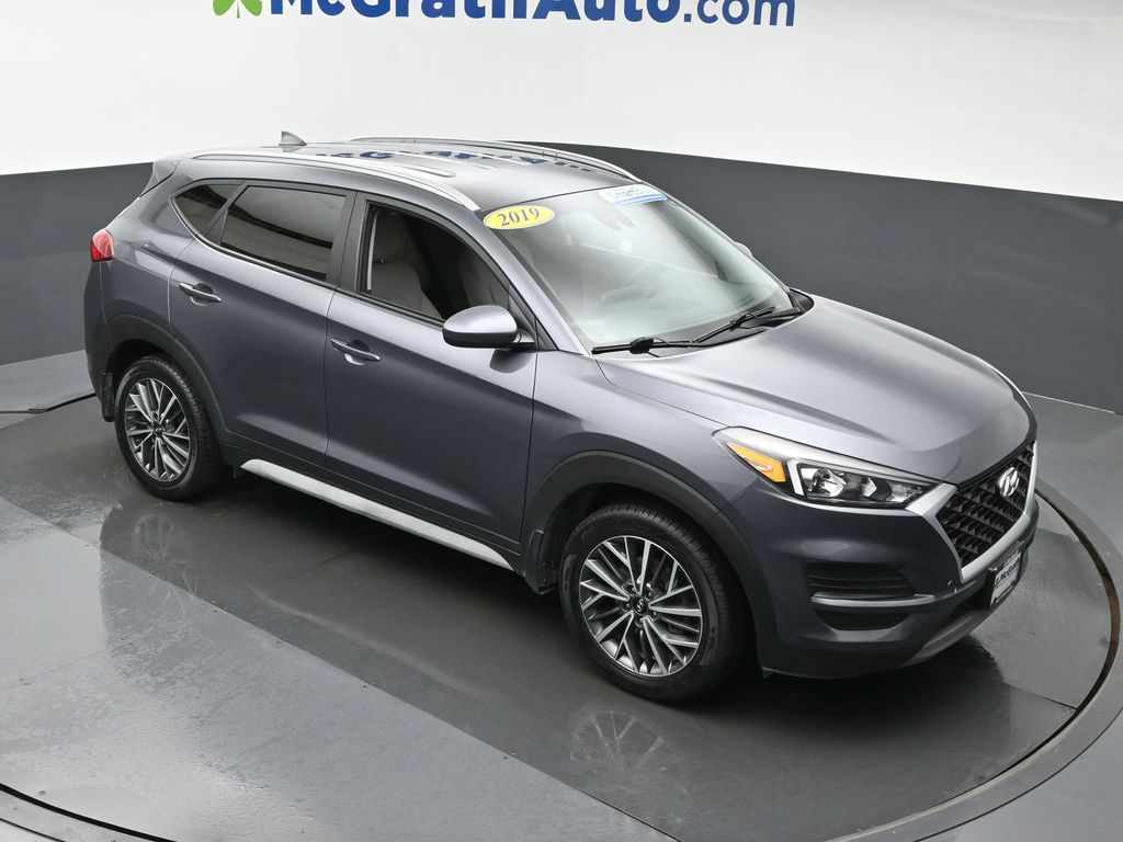 2019 Hyundai Tucson SEL photo 2