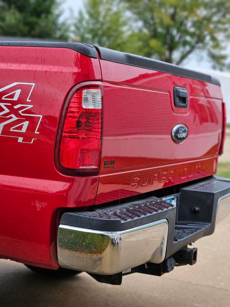 2013 Ford F-350 photo 2