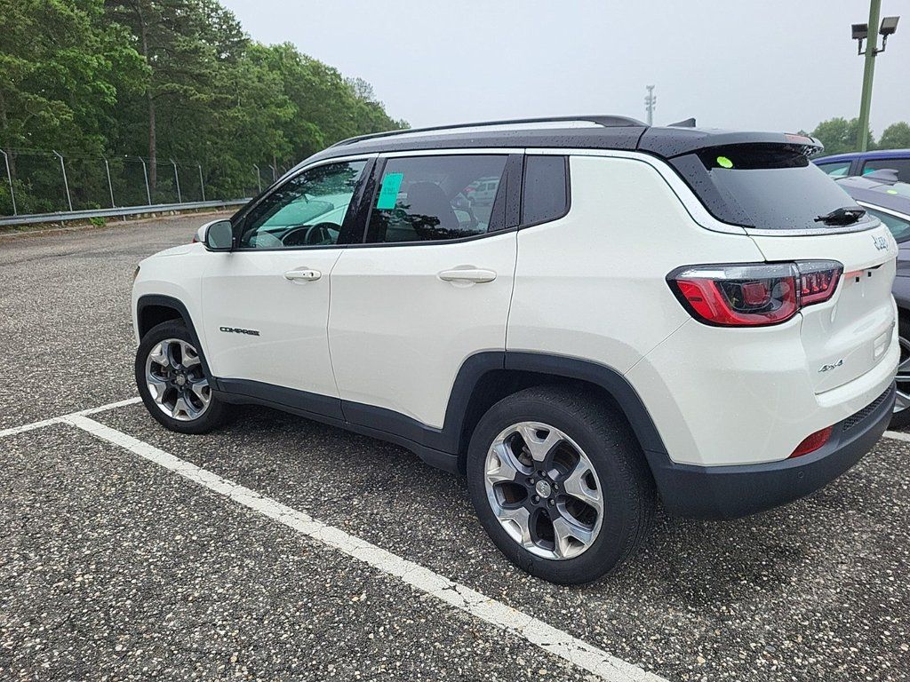2018 Jeep Compass Limited photo 3