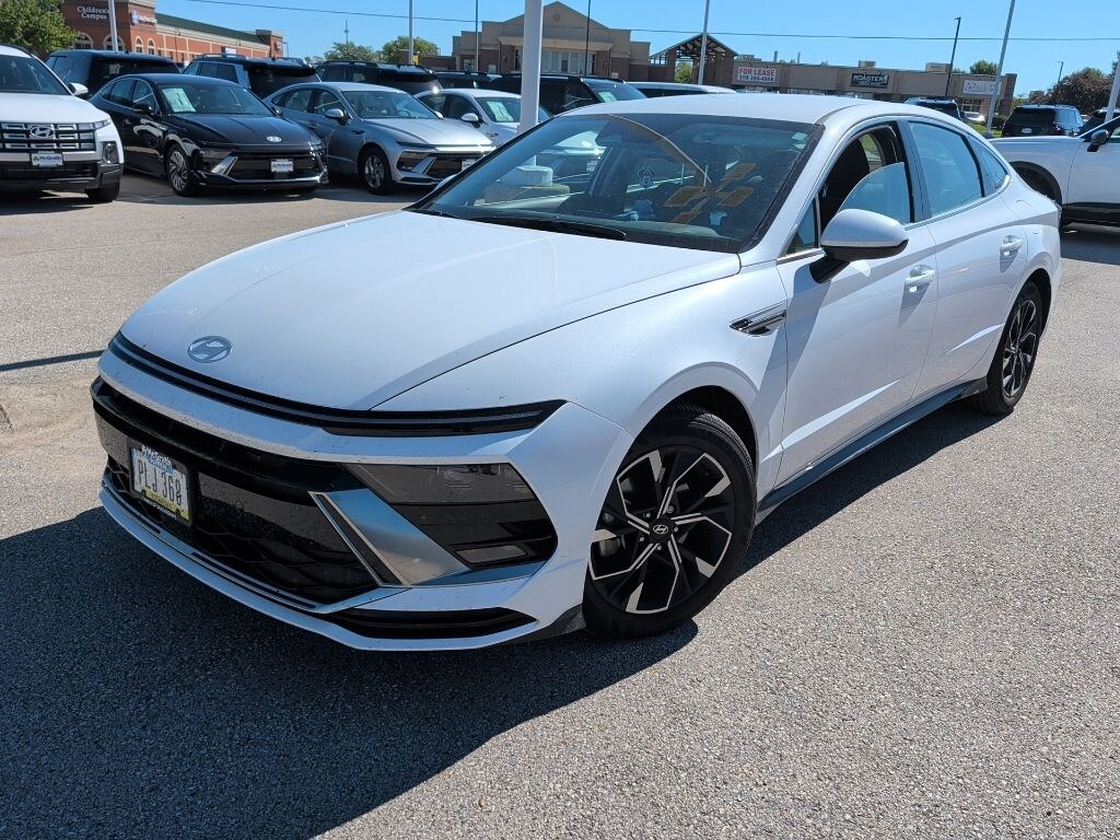 Used 2025 Hyundai Sonata SEL Sedan